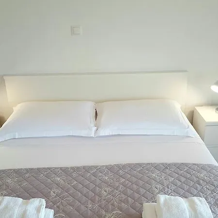 Mia Apartment